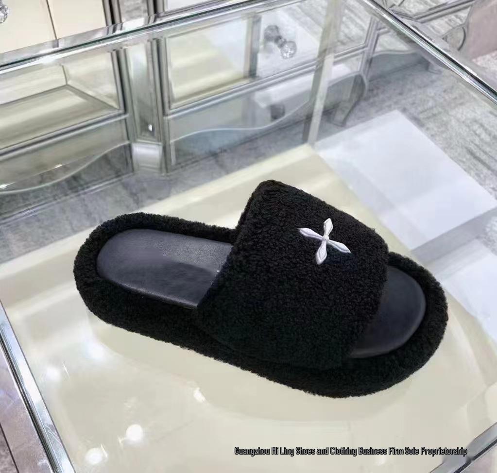 2024 High-Version SMF-K Fur Slippers: Thick-Soled Leather & Velvet Cross Design in Black/Gray