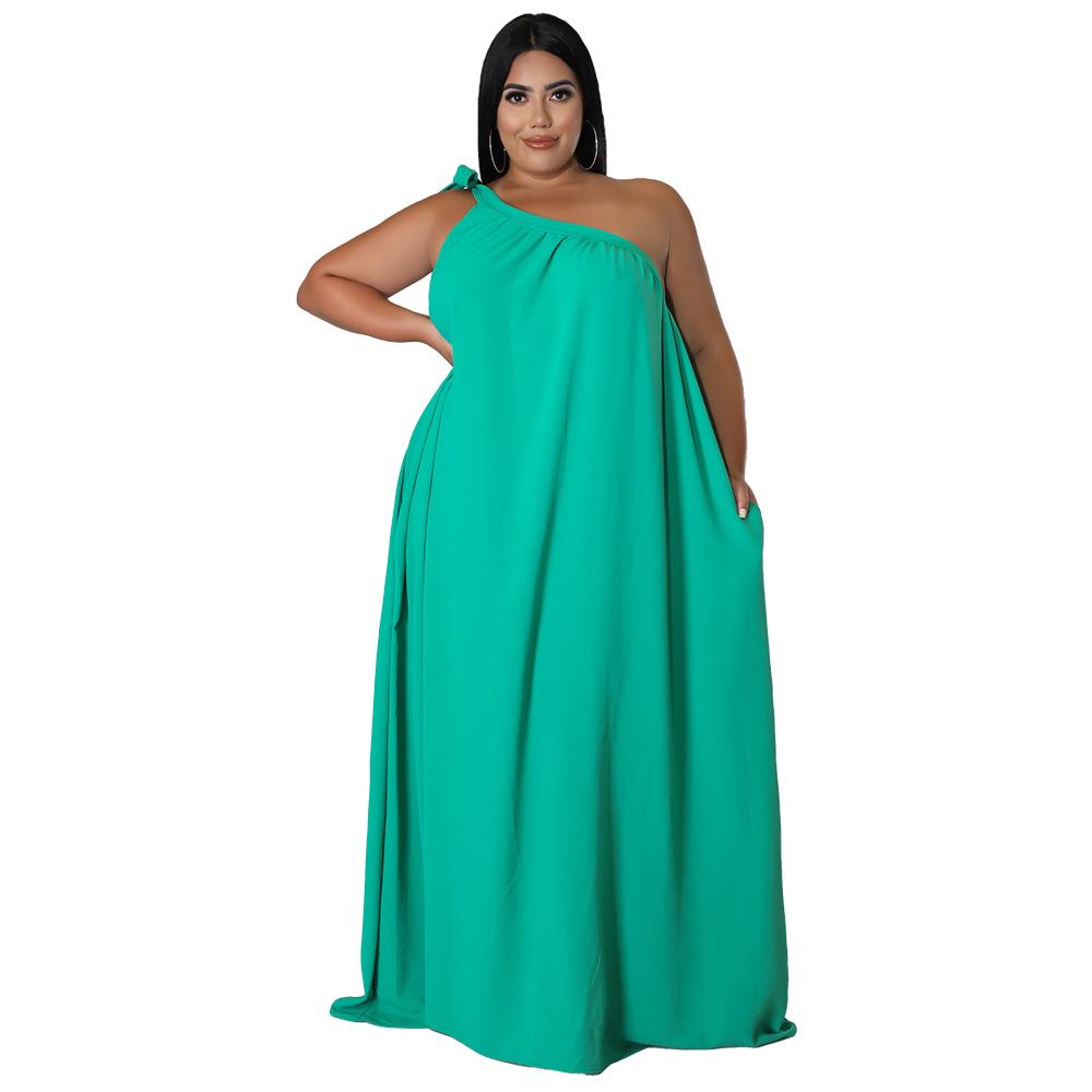 2022 Plus Size Sleeveless One-Shoulder Backless Halter Dress