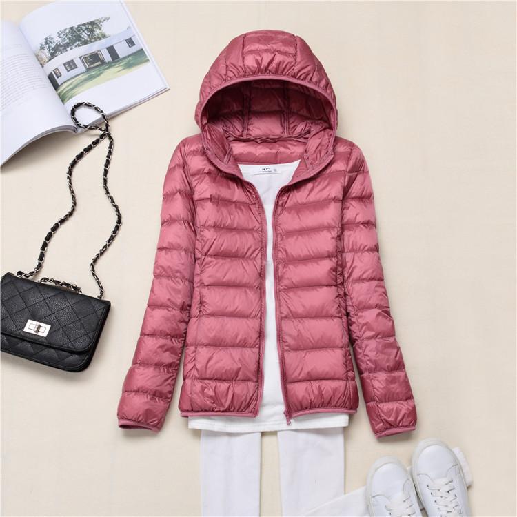 Autumn and winter new women's hooded light down jacket short casual thin down jacket large size winter clothing