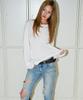 Atiseuteukeompeullegseu Artist Loose-Fit Long Sleeve (White)