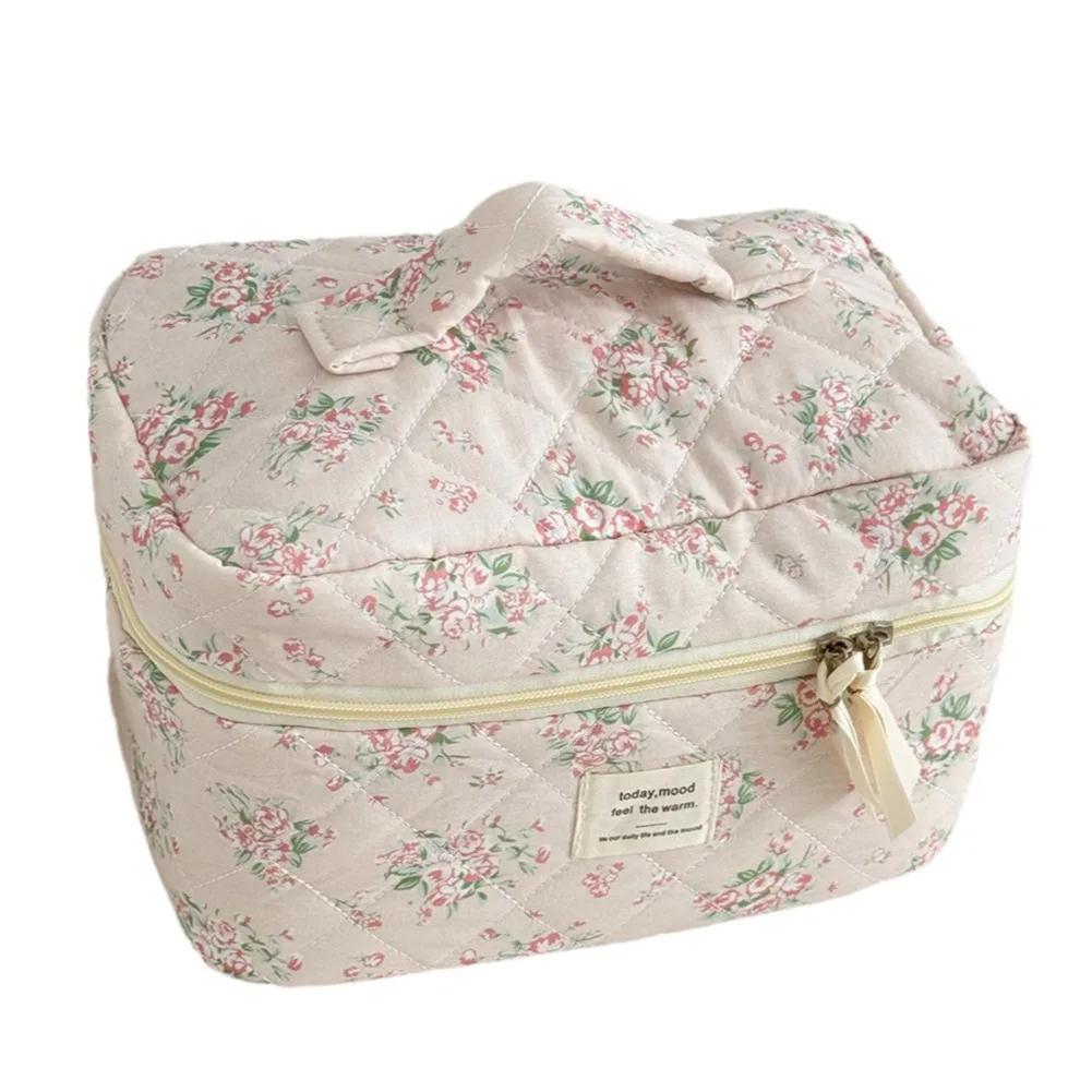 Quilted Pink Flower Ladies Travel Storage Bag Makeup Case Retro Floral Print Women's Cosmetic Bags Small Purse Female Handbags