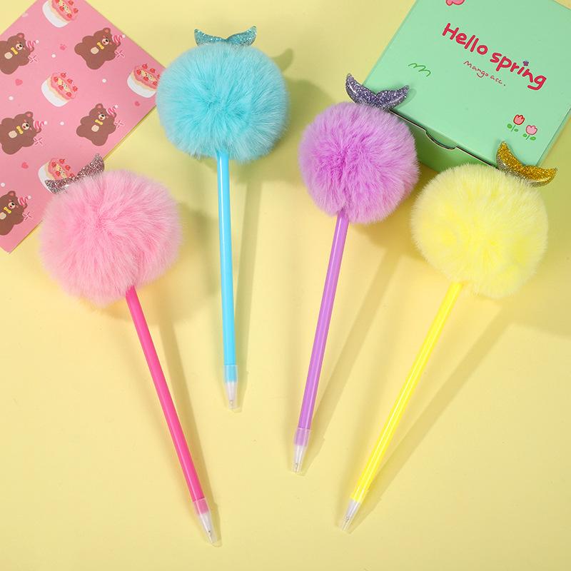 

1 шт. Милая морская русалка Хвост Пушистый Пом Шариковая ручка для ребенка Мальчика Девочки Студента Игровой Награда Рождественские Чулочные Наполнители 0,7 мм Гладкое Письмо Комфорт Random style 1PC