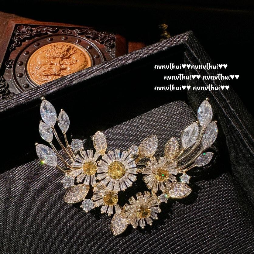 Lolita, Chamomile Gemstone Brooch, Rich Family Gold, 18K Gold Plated, Twilight Yellow Violin Zircon Brooch