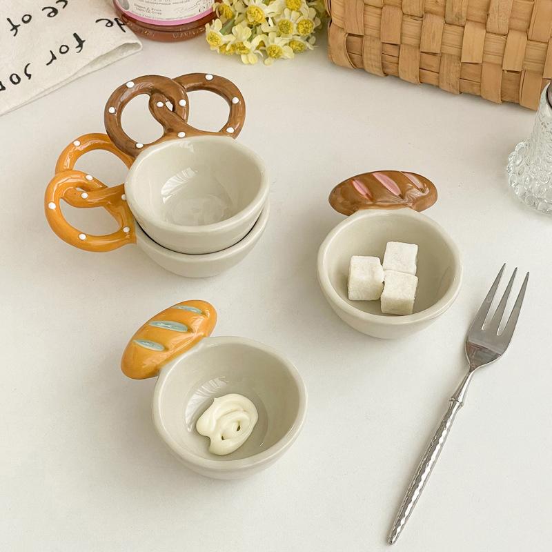Embossed Bread Handle Ceramic Small Dish Seasoning Dish Dipping Sauce Dish Household Flavor Dish Cute Side Dish Cute Little Dish
