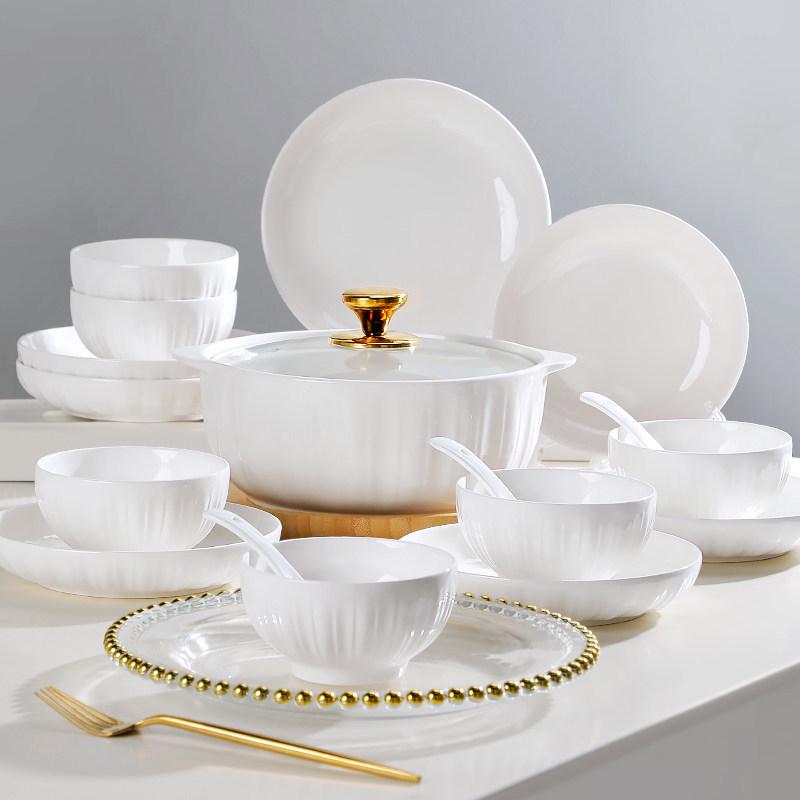 Pure White Ceramic Tableware Set: Dinner Bowls, Rice Bowls, Plates, Dishes, and Double-Ear Soup Bowls for Home Use.