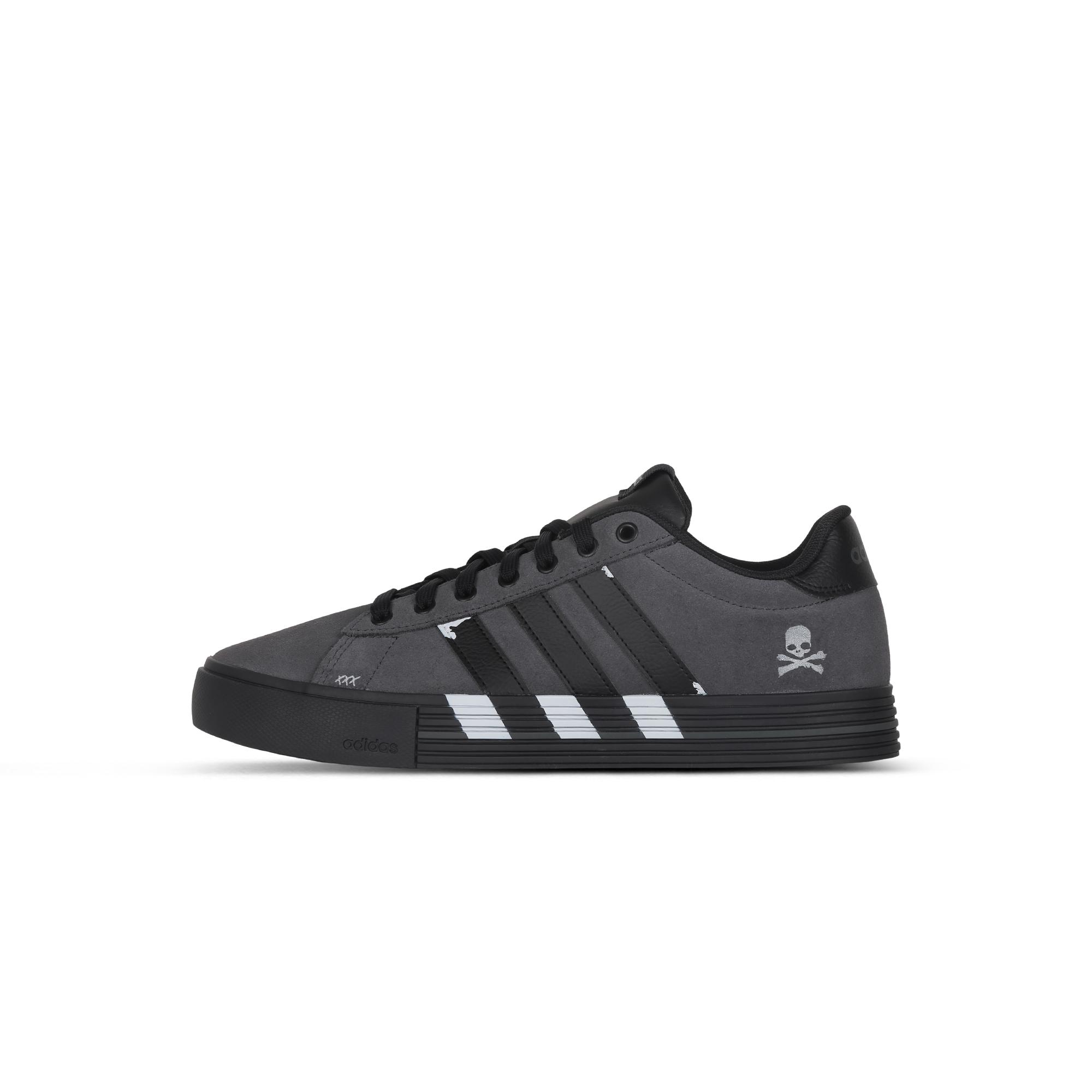 

Adidas Daily Prohibited Access Cushioning Coverage Slip Resistant Low top Skateboard Shoes Unisex Black Gray JI4355(Team1877-) 41⅓