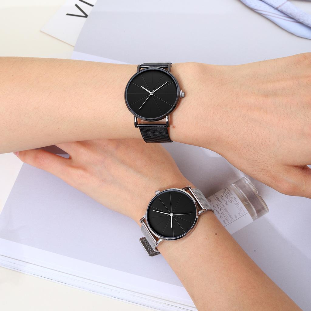 Men'S Women'S Couple Watch Trend Student Stainless Steel Quartz Movement Watch