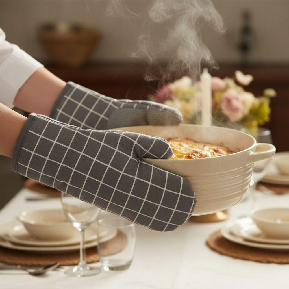1 Pair Non-slip Kitchen Microwave Gloves Cotton Lining Heat Insulated Gloves Baking Mitts Home