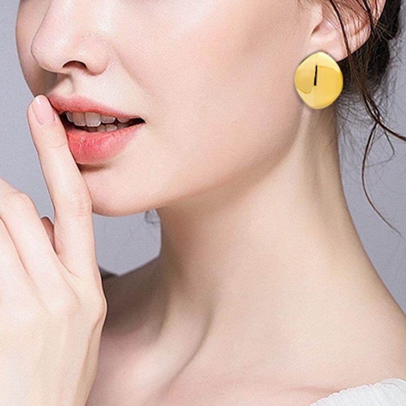 New 18k gold-plated mirror model, retro earrings, simple Doudou glossy earrings, personalized stud earrings, women, Europe and the United States