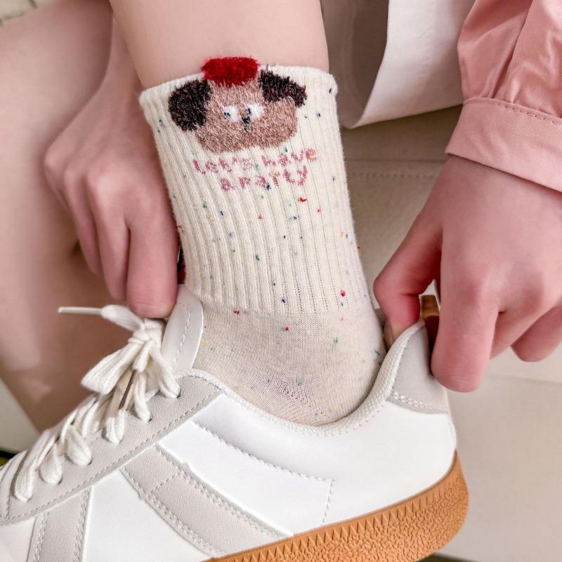 Ladies Spring and Autumn All Kinds of Creative New Cute Cartoon Bear Academy Wind Tube Socks