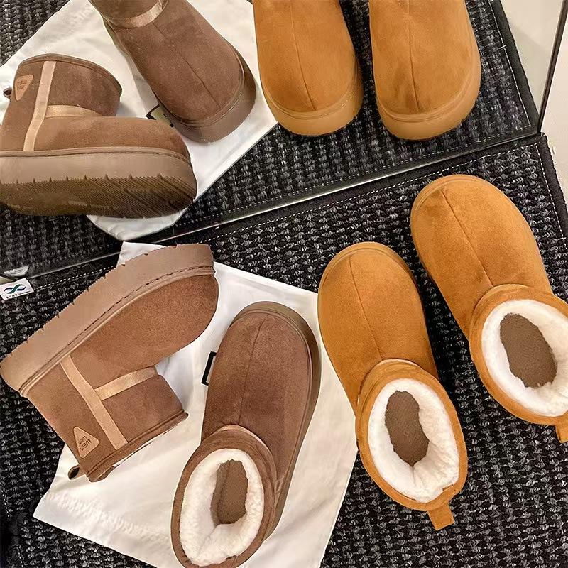 Women's Fashion Lightweight Height-enhancing Soft Sole Winter Warm Fur One Snow Boots Velvet Lined Non-slip Casual Sports Cotton Boots