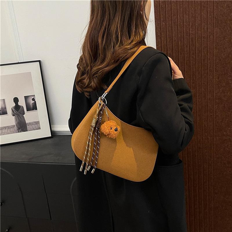Casual Retro Korean-Style Messenger Bag, One-Shoulder 2024 Winter Trend