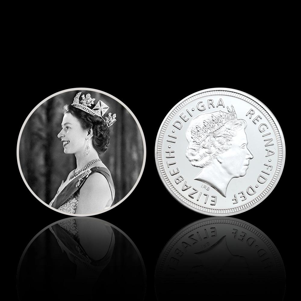 Queen Elizabeth commemorative coins, 10 pieces, Elizabeth commemorative coins for various age groups, family collection
