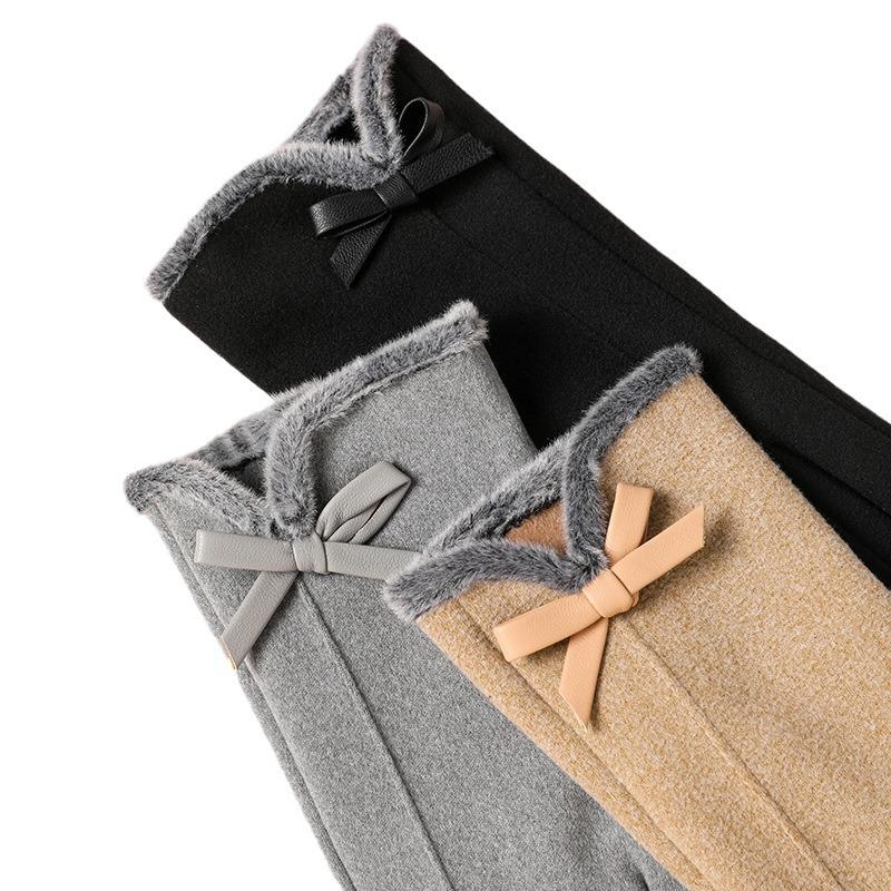 Women's Cute Bow Touchscreen Gloves for Autumn & Winter - Warm, Thickened Velvet, Cold-Proof for Outdoor Cycling