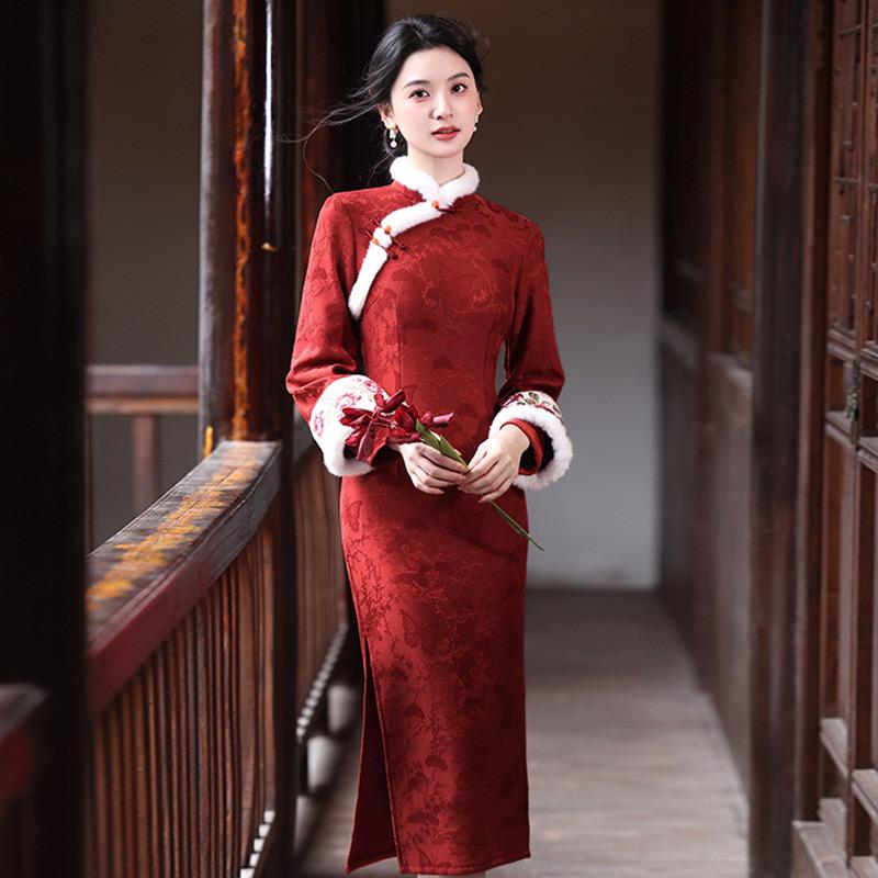 Red velvet winter clothing national style new Chinese long-sleeved improved cheongsam winter thick women s high-end New Year s clothing S