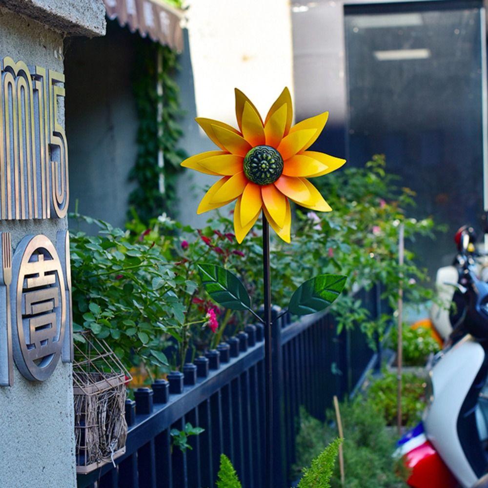 Rotating Gardening Plug Metal Flower Pinwheel Sunflower Flower Model Wind Rotator  Lawn