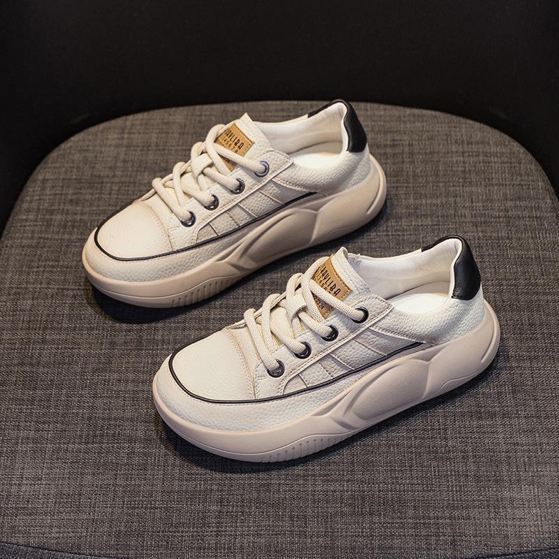 Inner height increase 4cm 2025 summer new leather surface retro soft sole thick sole fashion sports versatile hollow casual shoes