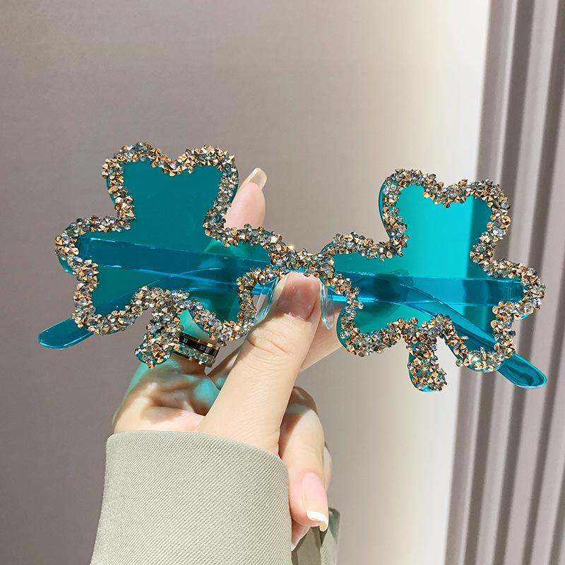 Diamant Klaver Zonnebril Eendelig Randloos Kleurrijke Zonnebril Snoepkleur Dansbril [Source Factory Straight Hair]