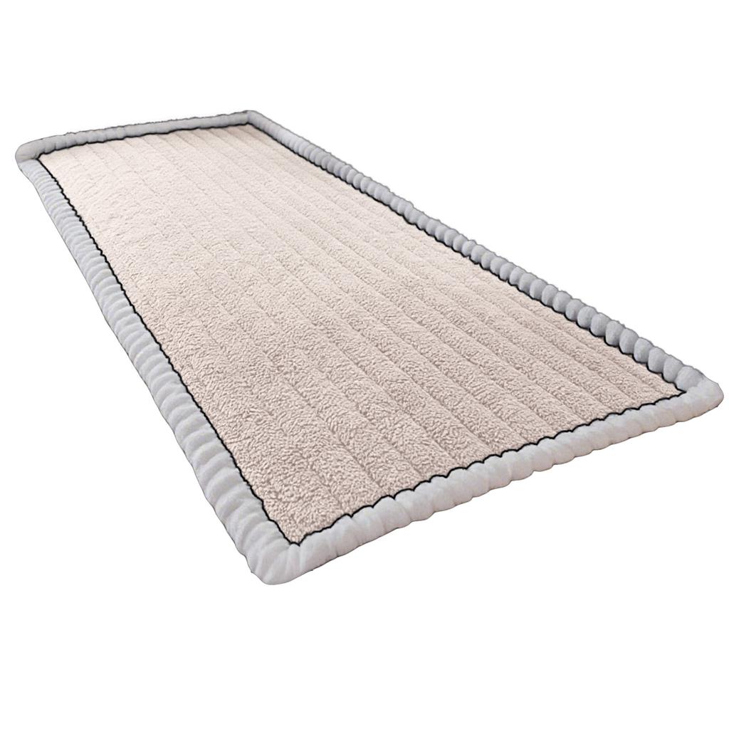 Christmas Table Decorations Christmas Sleigh Table Decor Christmas Table Decorations Small Santa Sleigh With Twigs & Red Berries