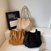 Large Capacity Commuter Bag Retro Women's Shoulder Bag Lightweight Tote Bag