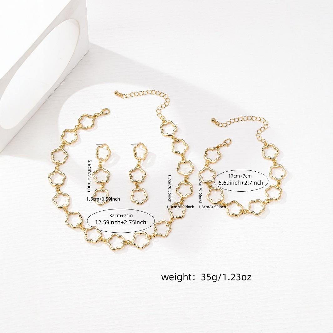 Meier New exquisite hollow-out high-end versatile women s earrings + necklace + bracelet set золотой