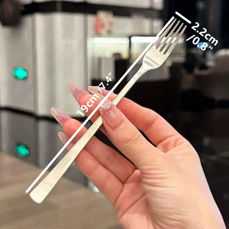 

Обеденная вилка из нержавеющей стали с длинной ручкой, набор столовых вилок, корейские столовые приборы, салатные, десертные, фруктовые вилки с четырьмя зубцами, уличная посуда