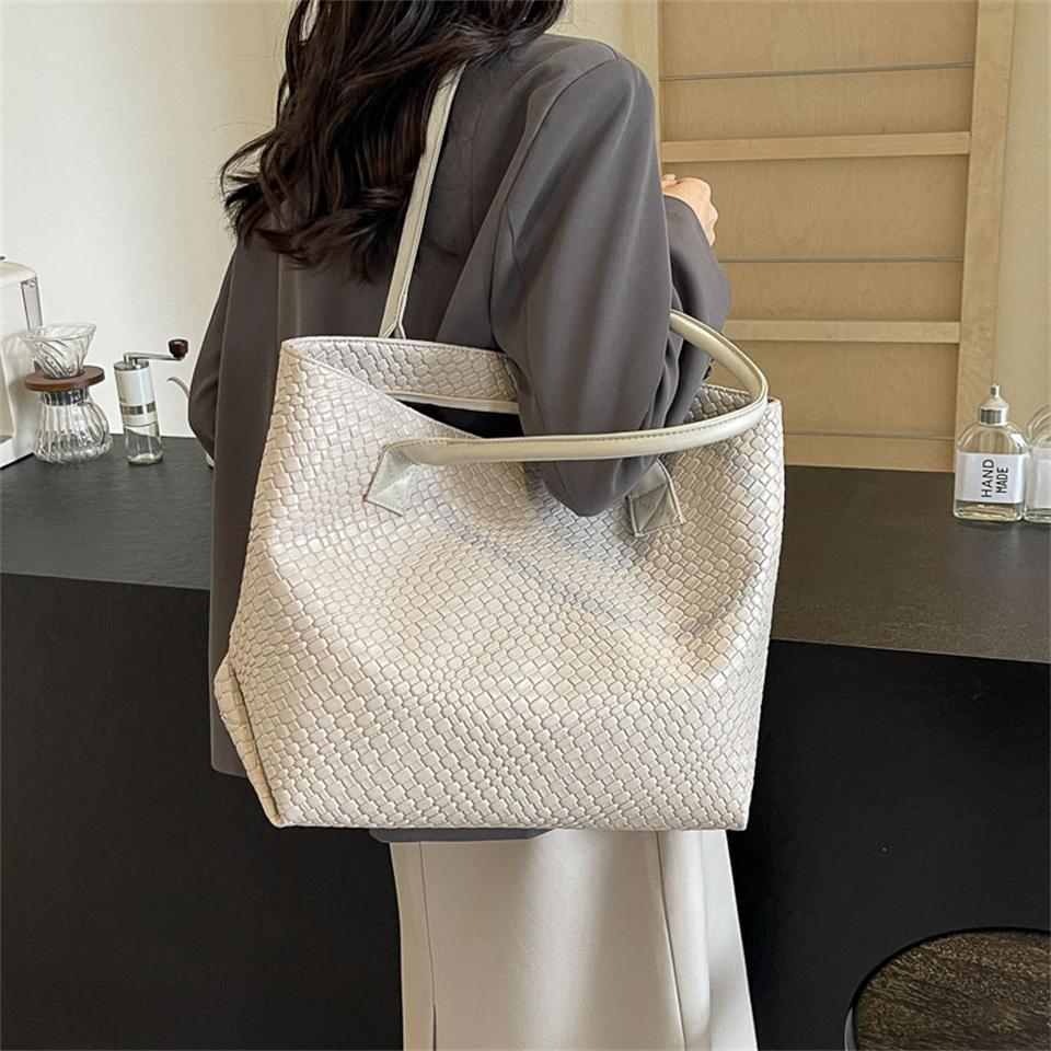 Women's Woven Pattern Tote Bag Elegant PU Leather Handbag Vintage Large Capacity Fashion Trending Japon Style Shoulder Bags