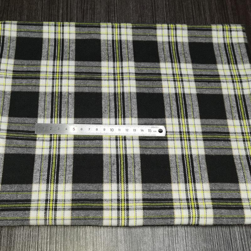 Spot Color-Woven Plaid Jacquard Fabric for Children's Autumn/Winter Brushed Polyester-Cotton Shirts
