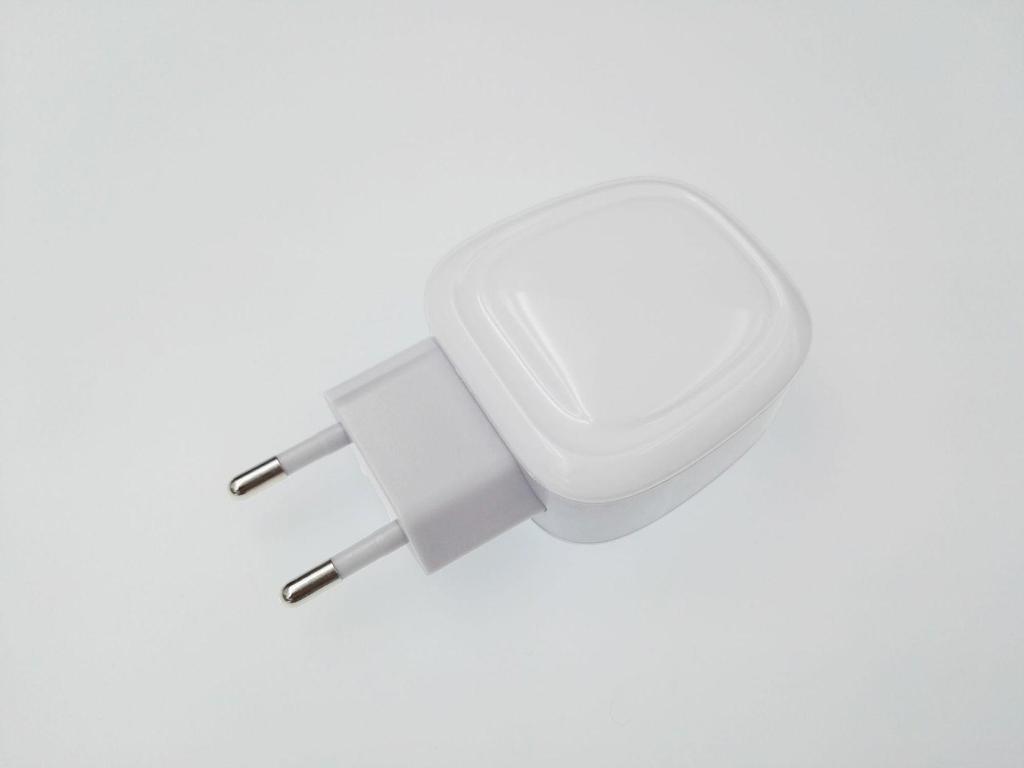 European Standard 5V 2A Single USB Wall Charger | Travel-Friendly Power Adapter