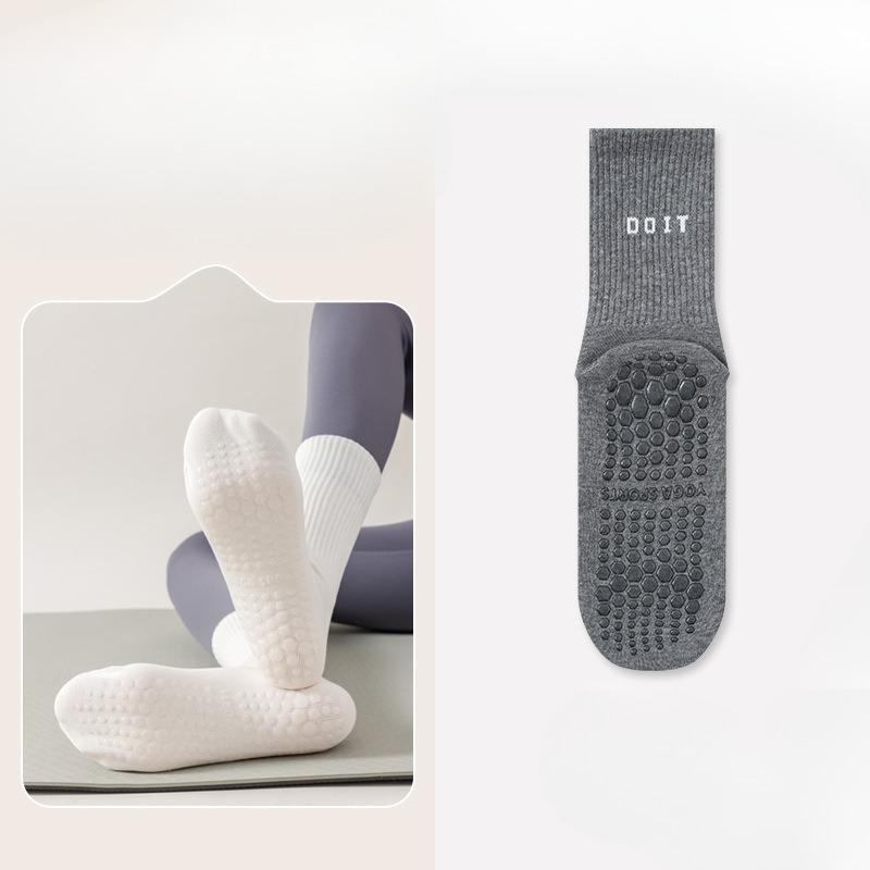 

Yoga Socks for Children, Mid-length, Solid Color, Breathable, for Indoor Fitness, Pilates, Silicone Anti-slip, Sports Socks 1 pair сірий колір
