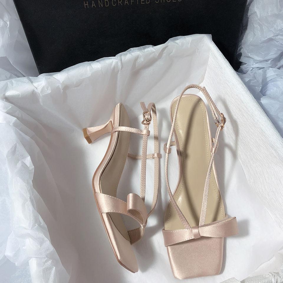 

French Bow Thick Heel Vintage Commuter Extraordinary Toe Extraordinary Child Foreign Versatile Word with Fairy High Heel Sandals Woman 40 шампанского