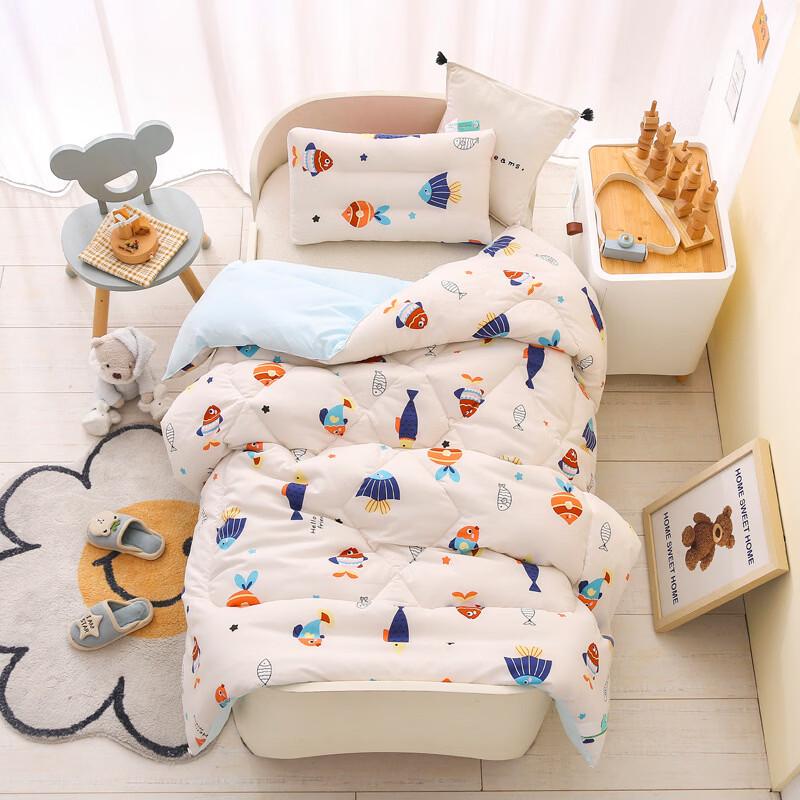 

Oeny Children s Fish Pattern All-Season Quilt