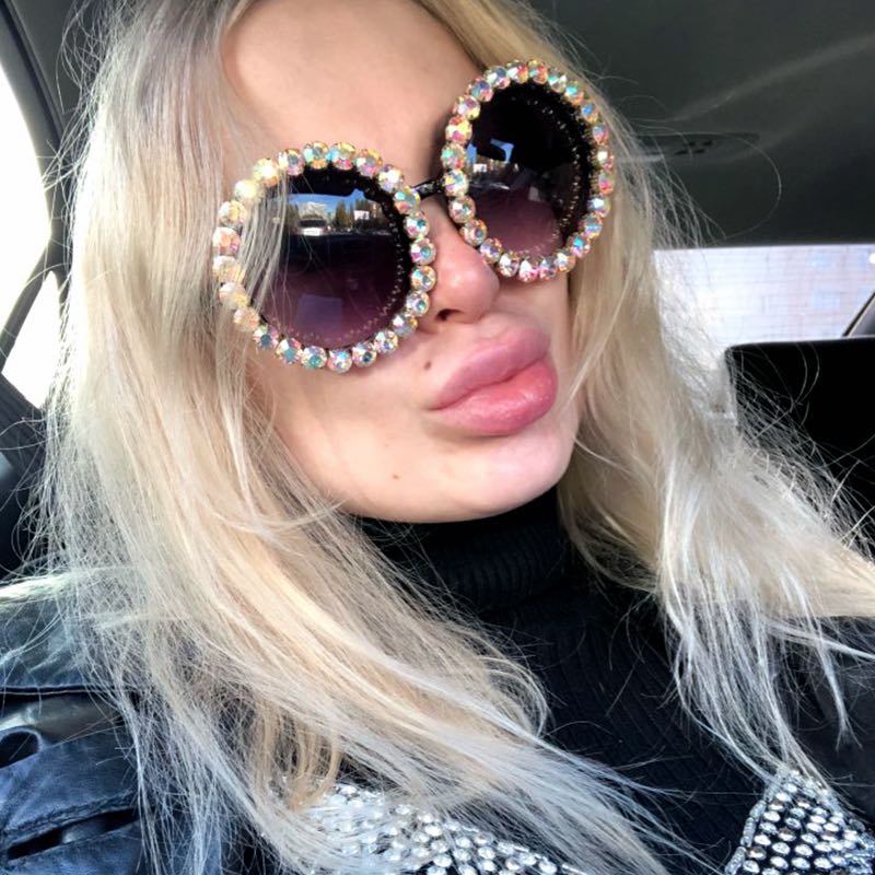 Wholesale Custom New Design Private Label Fashion Round Luxury Shades Bling Diamond Sun Glasses Crystal Women Sunglasses Trendy diamond sunglasses