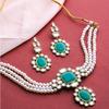Estele – Atemberaubendes Halsketten-Set mit Smaragd- und Kundan-Perlen für Damen