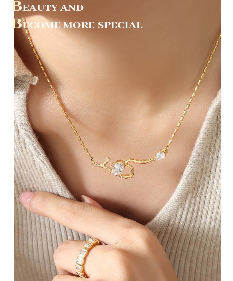 Celebrity-Inspired Gold-Plated Titanium Steel Necklace with Zircon Root-Shaped Pendant