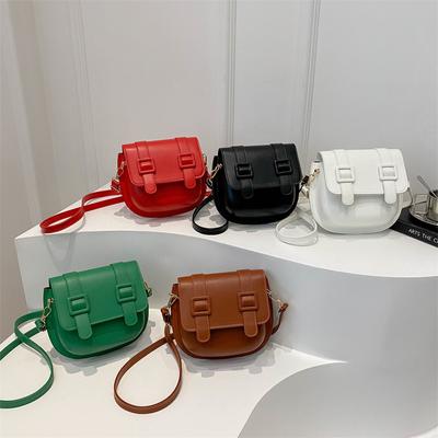 Casual and Beautiful Crossbody Bag Popular Simple French Niche Bag Women's Summer New Trendy Personalized Saddle Bag