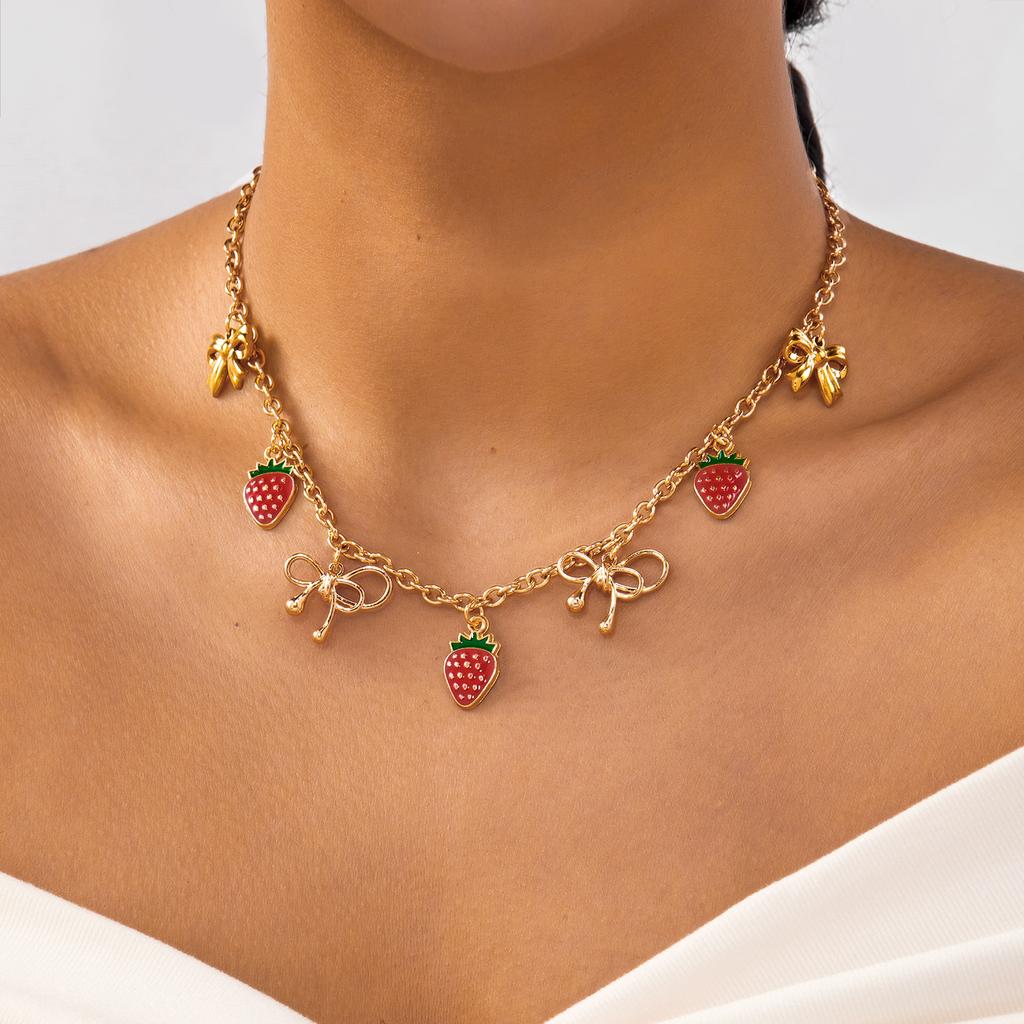 Collana con Ciondolo Cuore Ciliegia Rossa Romantico per Donna Colore Oro Dolce Fragola Frutta Catena Grossa Choker Gioielli per Festa Vacanza