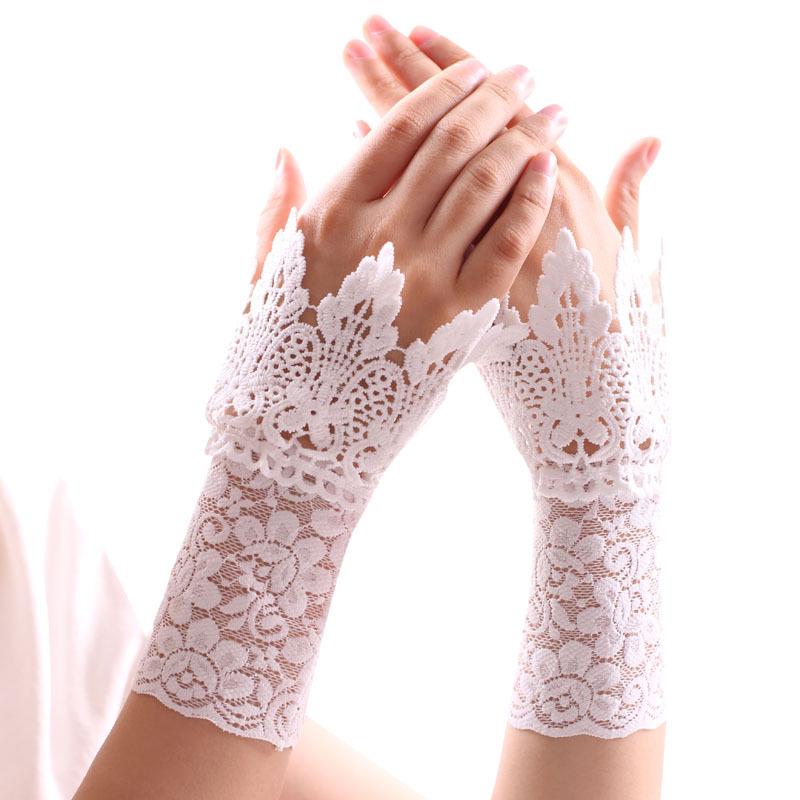 Women's Summer Lace Wrist Covers with Hollow-Out Sleeves for Tattoos and Scars