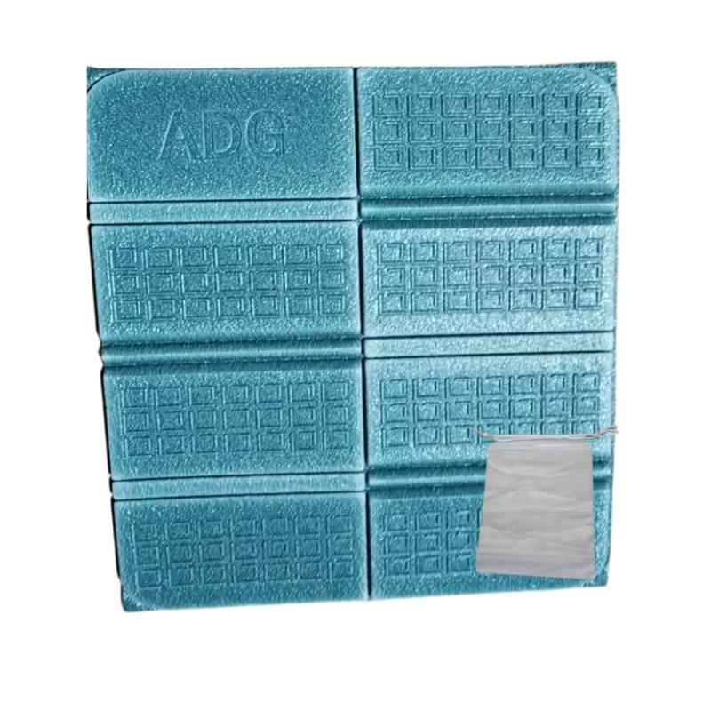 Portable Waterproof Outdoor Camping Picnic Mat - Moisture-Proof, Thickened, Eight- and Four-Fold Options