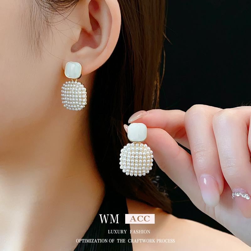 Medieval Vintage Silver Needle Earrings, Temperament Light Luxury Court Style Pearl Earrings Versatile High-end Retro Earrings