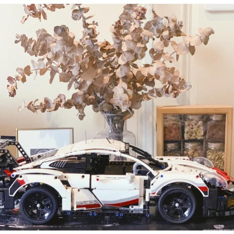 Technical Car Turbo White Cool Sports 911 Bricks RSR Compatible 42096 1580PCS Model Building Kits for Adults Gifts Toy for Boys