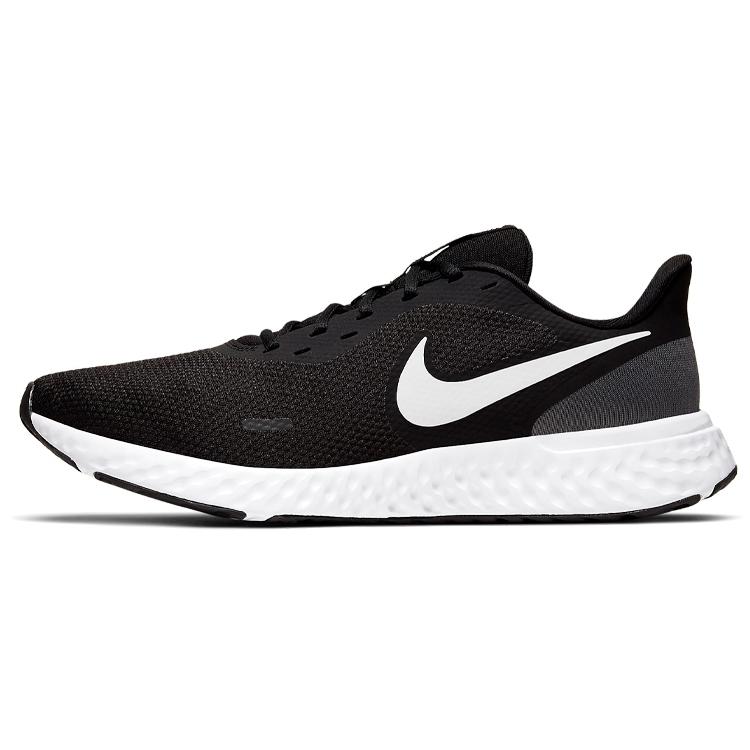 

Новые Nike Revolution 5 Черный/Белый BQ3204-002 45