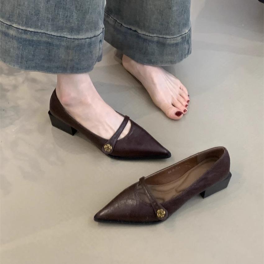 2025 new spring camellia versatile pointed head light mouth high heel commuter shoes French black thick heel Mary Jane shoes