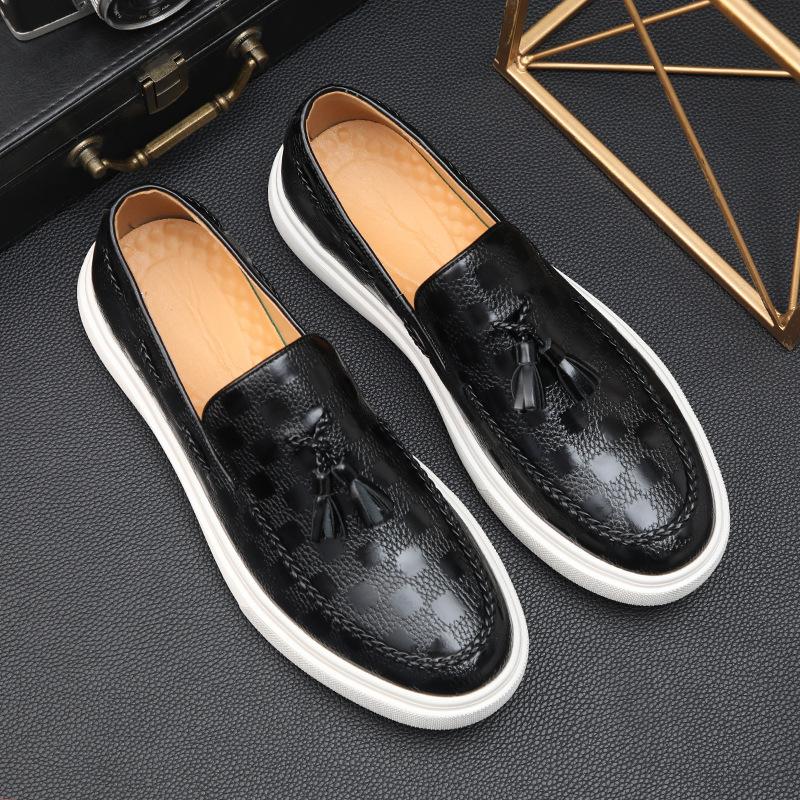 Herresko Casual Mote Preget Skinn Herre Retro Britisk Stil Dusker Loafers Herre Slip-on Utendørs Kjøre Flats