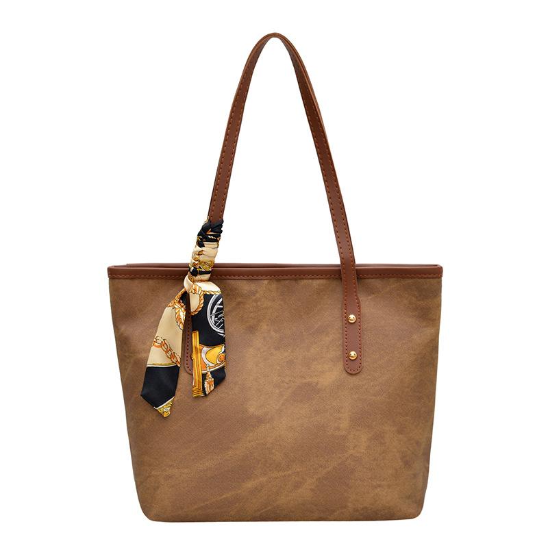 

2026 шелковый шарф персонализированный однотонный тренд простой новый большая вместимость модный иностранный стиль одно плечо портативный подмышечный тоут коричневый