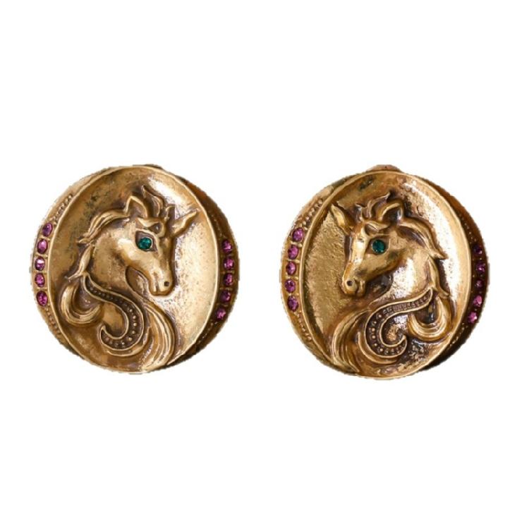 Unique Horse Head Drop Earrings Fashionable Elegant Dangle Statement Earrings Metal Texture Suitable for Youthful Women 1