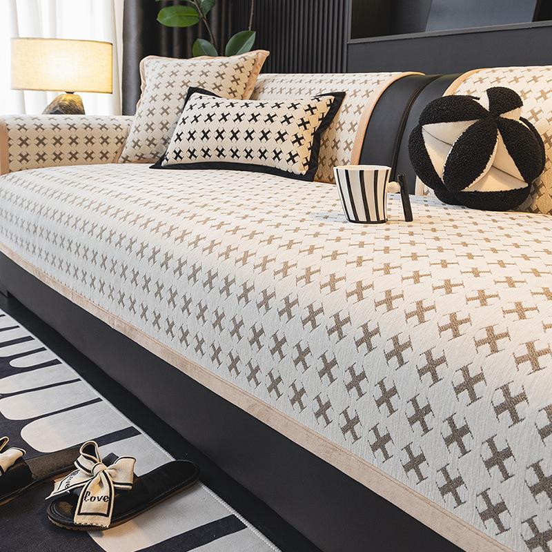 Velvet Sofa Cushion Four Seasons Thickened Plush Cushion Cover Cloth Jacquard Tuffed Fleece Non-slip Sofa Cover for Living Room