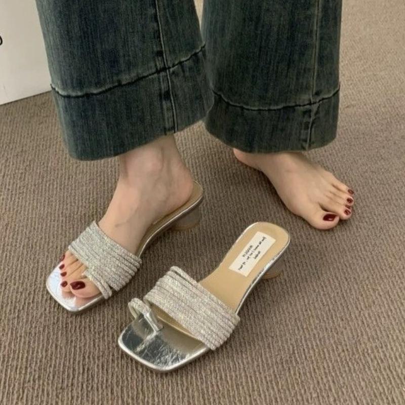 Fashion 2025 Summer Women Crystal Clip Toe Slippers Concise Thick Low Heel Slide Ladies Outdoor Dress Sandalias