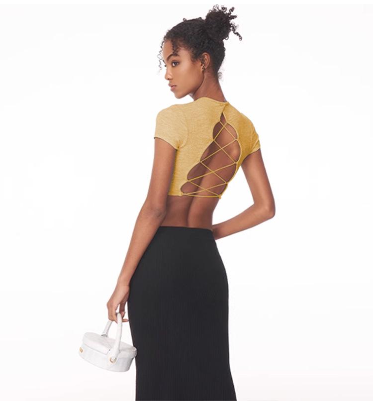European American Crop Tops: Short Sleeve, Navel-Baring, for Yoga & Running with Pocket & Chest Pads