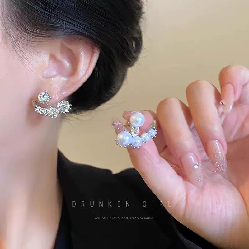 Zircon Metal Studs & Pearl Bow Earrings - High-End, Versatile Statement